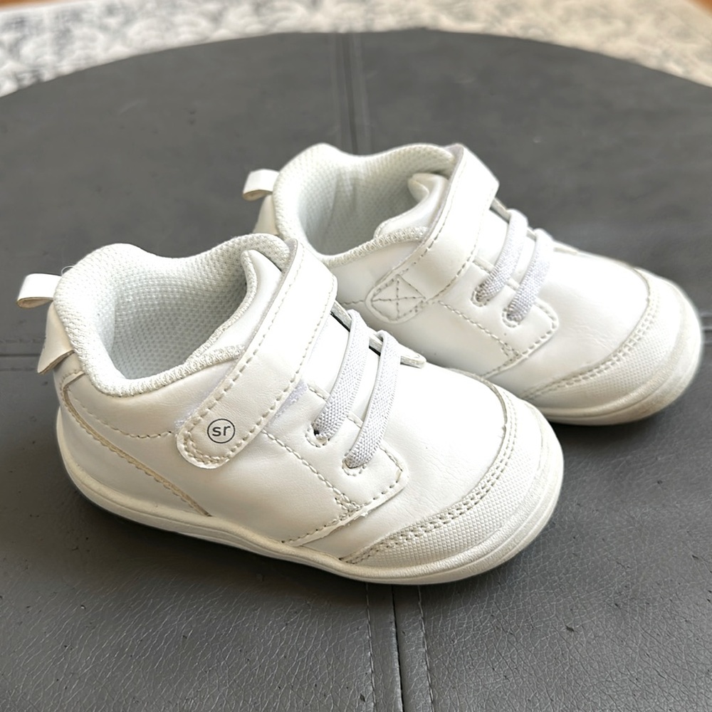 *Like new* Stride Rite 360 Taye 2.0 White Bootie Walking Sneakers